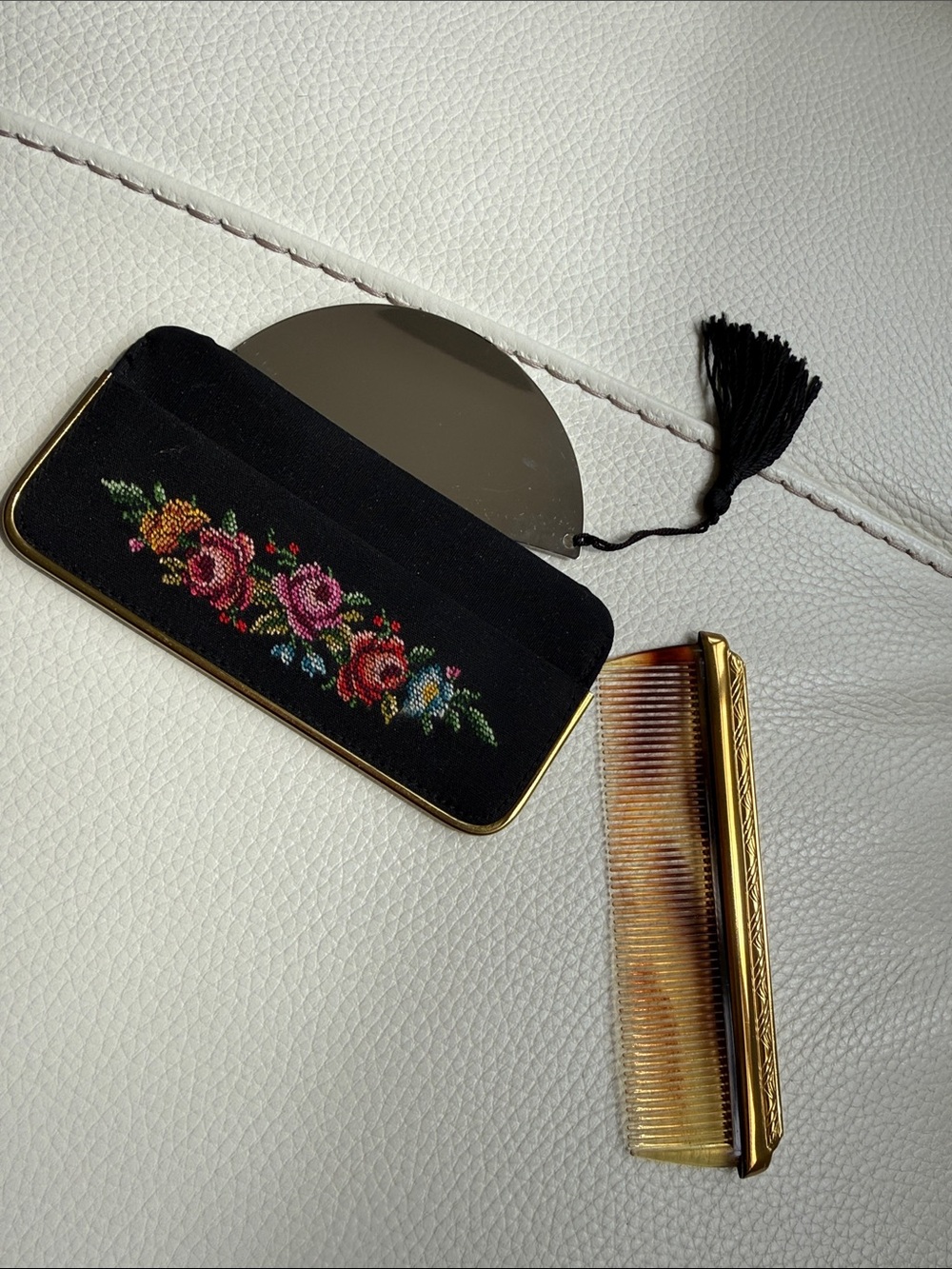 Vintage Black Floral Embroidered Compact Mirror and Comb Set